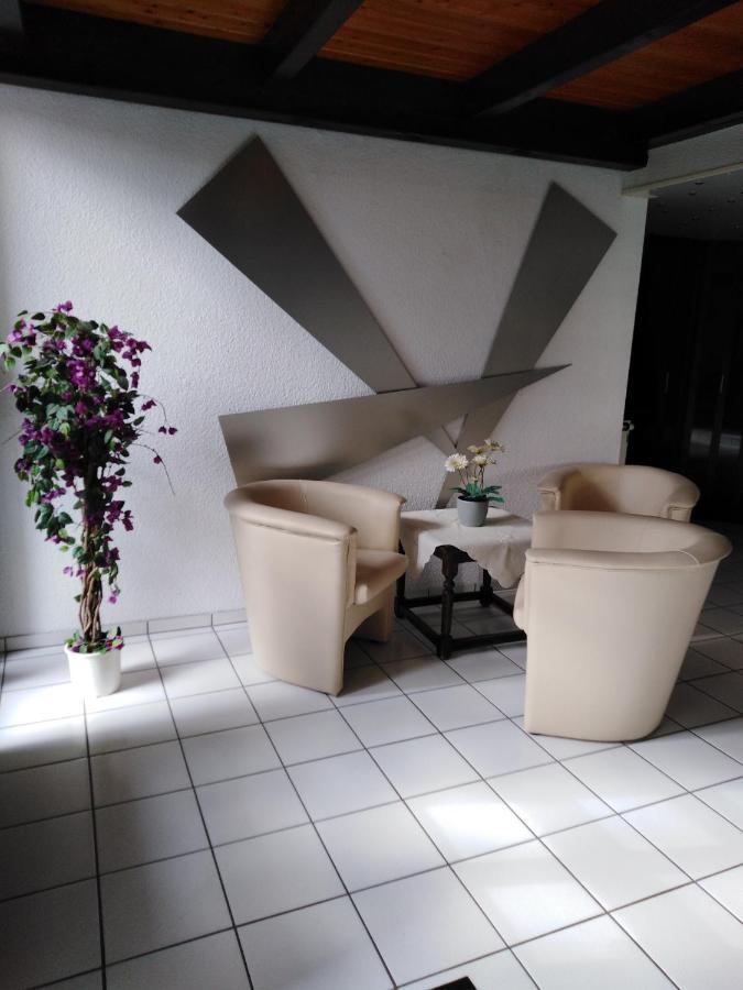 Fachwerkhaus In D 63667 Nidda Fuer 8 Bis 12 Personen Apartment Екстериор снимка