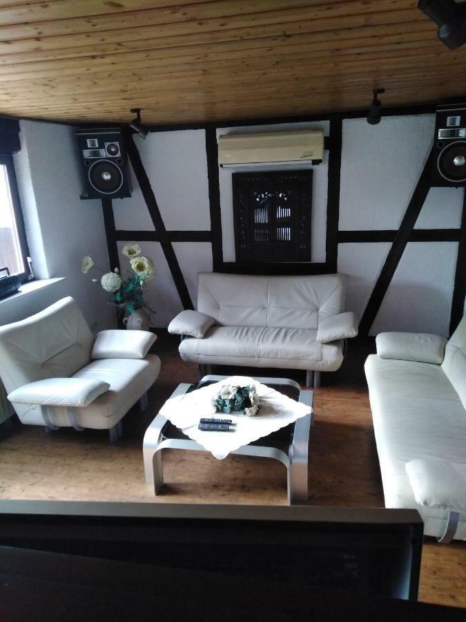 Fachwerkhaus In D 63667 Nidda Fuer 8 Bis 12 Personen Apartment Екстериор снимка